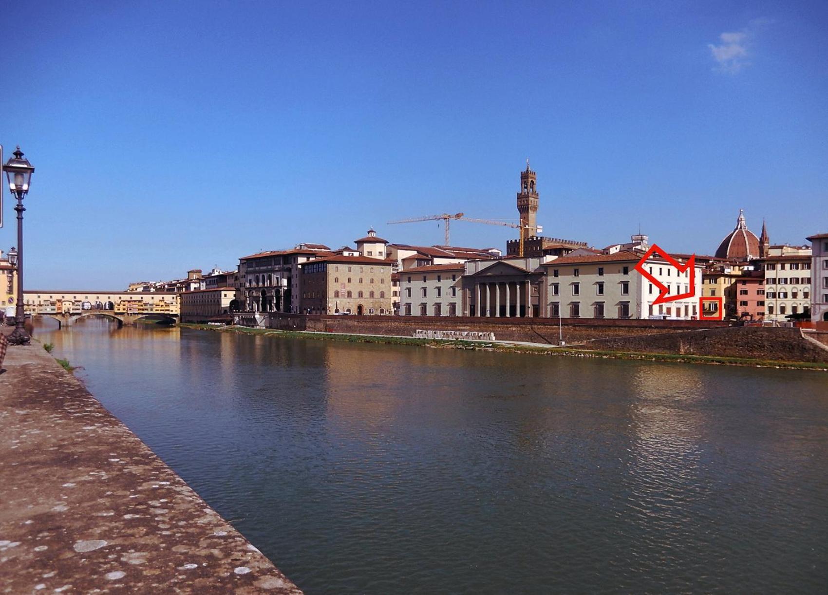 3 Master Bedrooms With Balcony On The River With Views Флоренция Экстерьер фото
